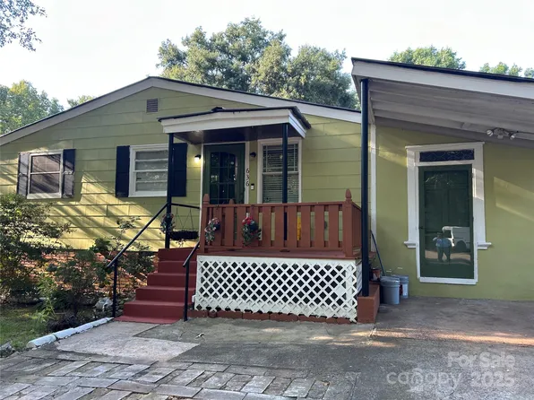 636 Sheryl Cir, Charlotte, NC 28217