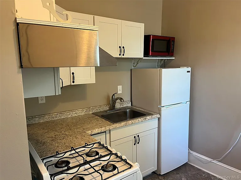 43 Oakland Ave #3 — Photo 12
