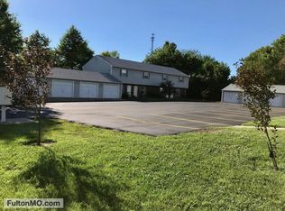549 Collier Ln, Fulton, MO 65251