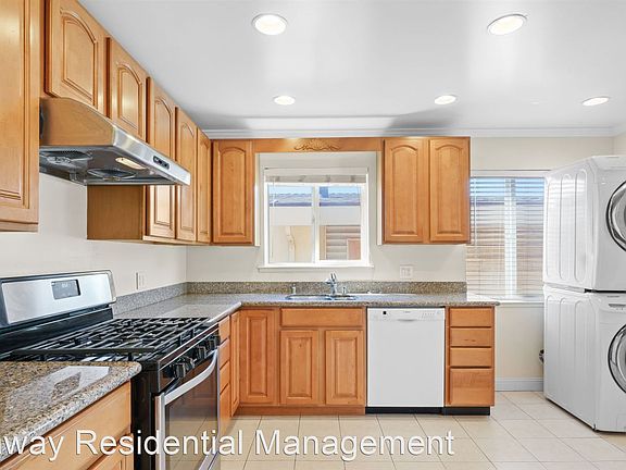 3rd image of 339 El Dorado Dr #A