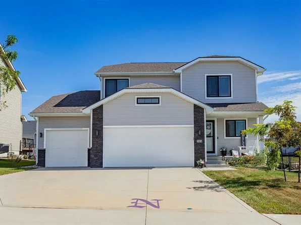 314 Orchard Hills Dr, Norwalk, IA 50211