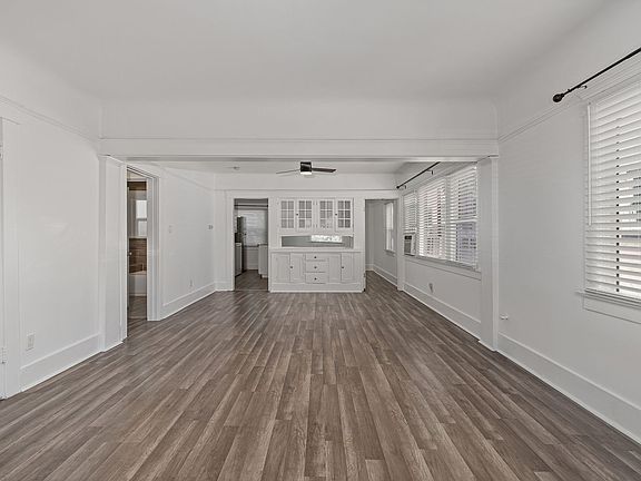 4th image of 1027 E 2nd St