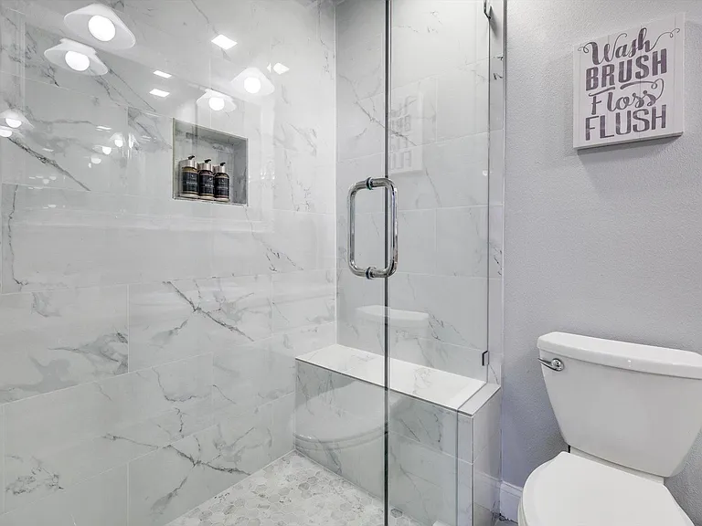 5048 Pemberton Ln — Photo 27