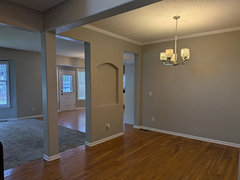 13236 Carter St — Photo 14