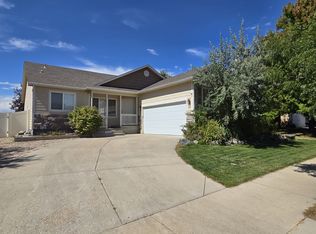 3323 Syrah St, Evans, CO 80634