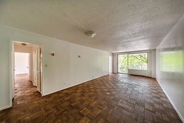 Sold by MNS | media 6