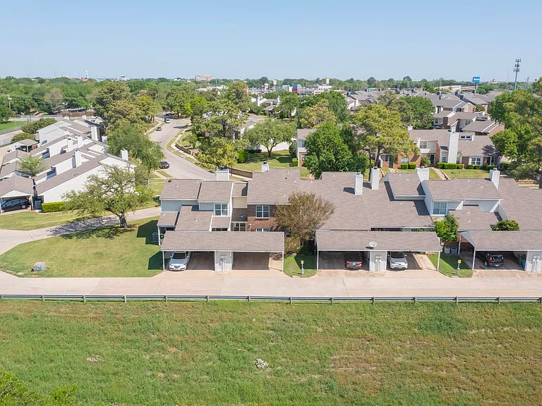 846 Creekside Dr — Photo 24