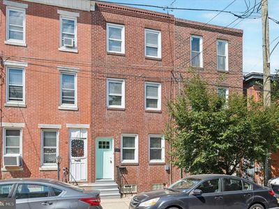 837 Almond St, Philadelphia, PA, 19125