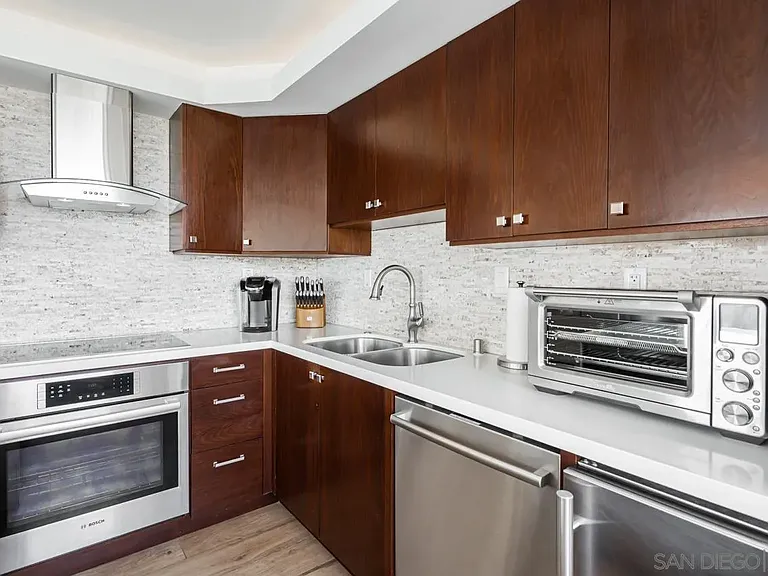 1760 Avenida Del Mundo #609 — Photo 16