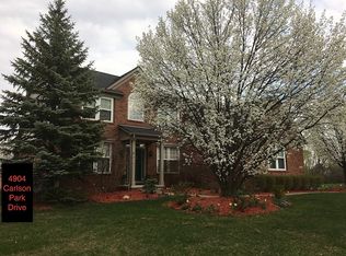 4904 Carlson Park Dr, Troy, MI 48098