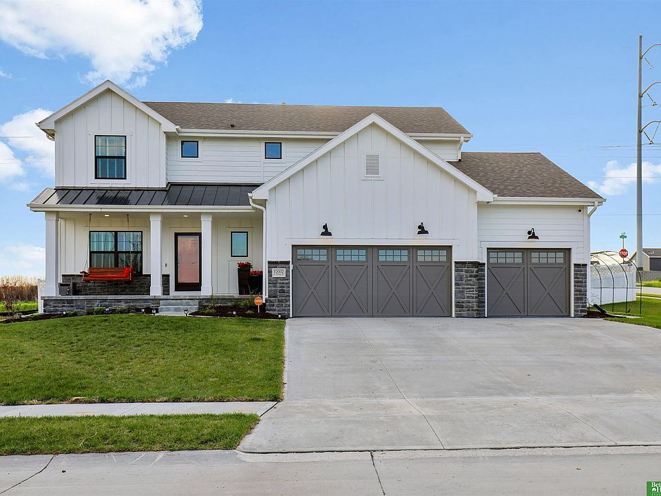 1st image of 12002 S 113 Avenue Cir