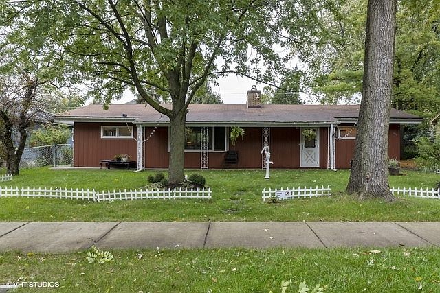 1st image of 936 7th Ave