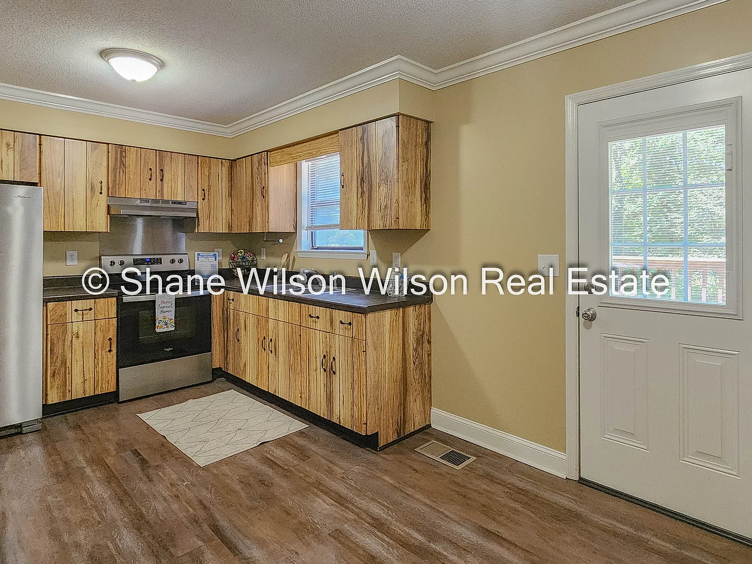 3 bed, 1.5 bath, 1092 sqft, $1,699 — Photo 4