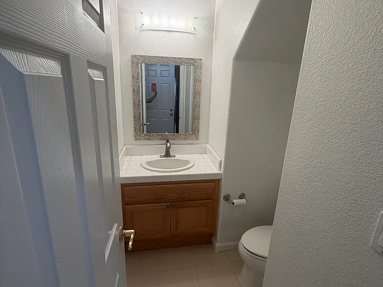 27 Swinford Ct — Photo 8