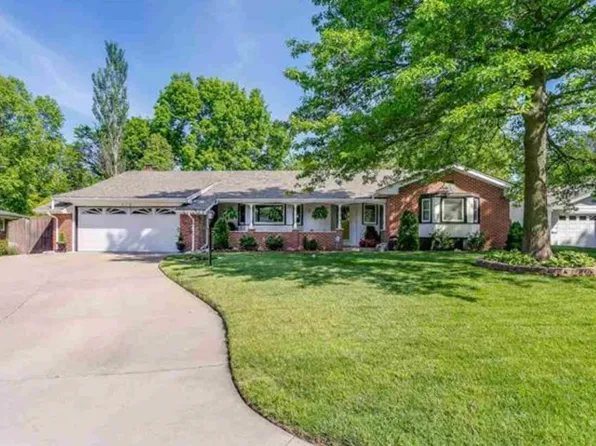 316 N Fairway Ave, Wichita, KS 67212