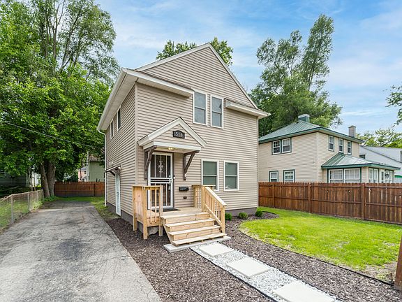 3rd image of 516 Lay Blvd