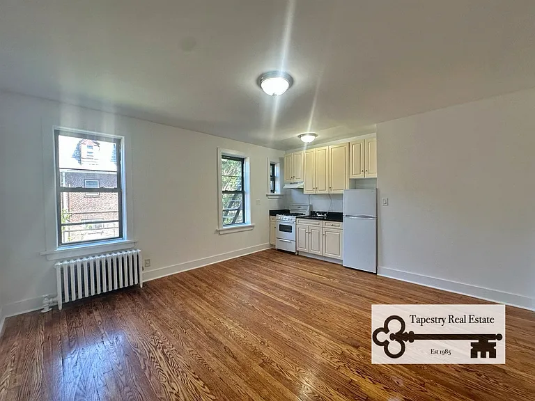 33-08 84th St #2A — Photo 2