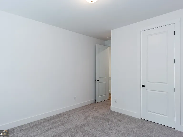 3140 Marabella Cir — Photo 25