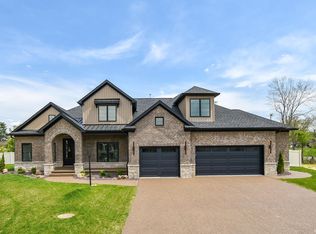 2102 Chadwick Dr, Newburgh, IN 47630