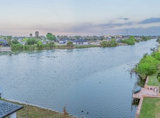 1227 SE 3rd Ave, Cape Coral, FL 33990