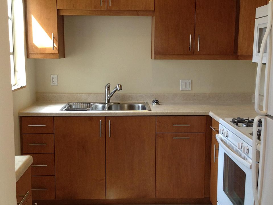 1st image of 4582 34th St