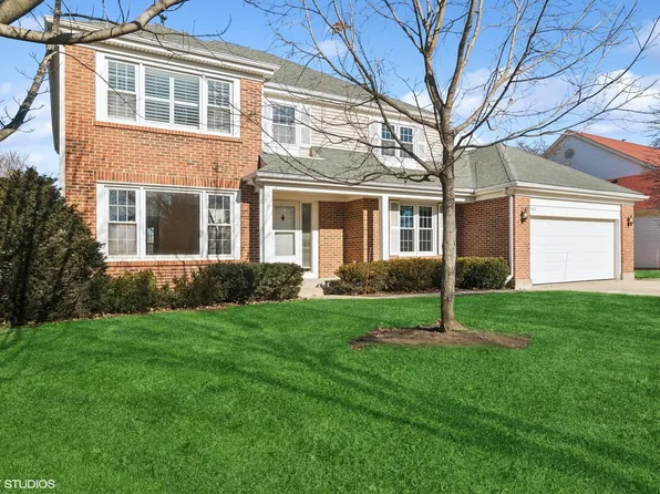 642 Raintree Rd, Buffalo Grove, IL 60089