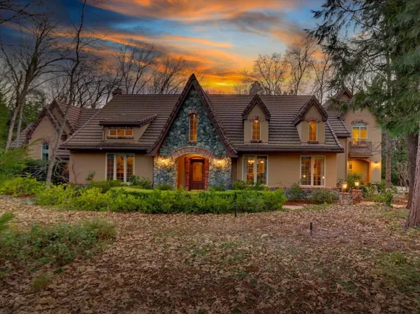 13035 Somerset Dr, Grass Valley, CA 95945