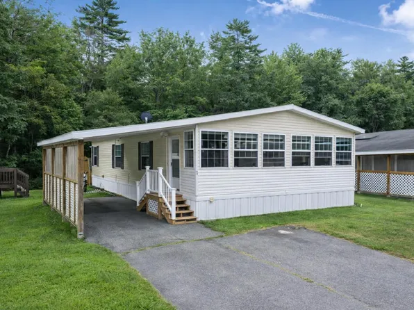 62 Village Drive, Lewiston, ME 04240