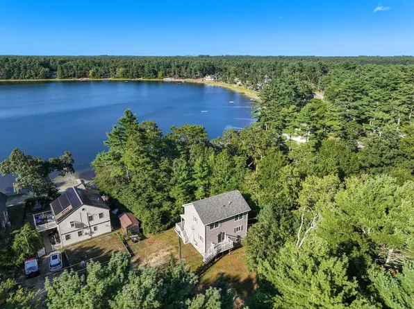 16 Carmichael Way, Wareham, MA 02571