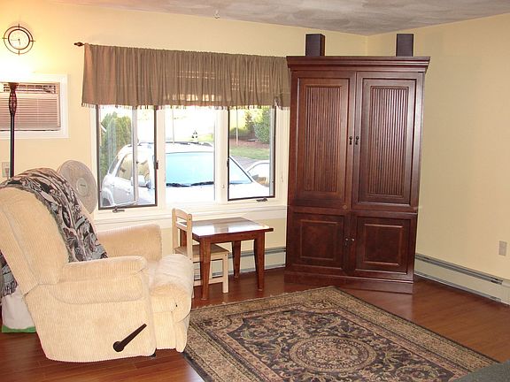 Large living room with new flooring