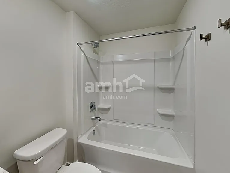 8968 S Wilroy Rd — Photo 19