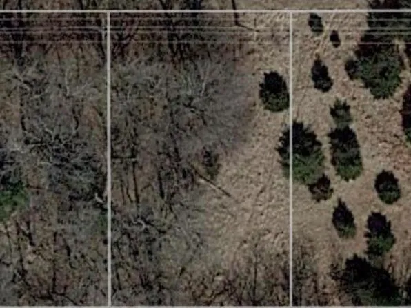 70 Maple Dr, Linn Valley, KS 66040