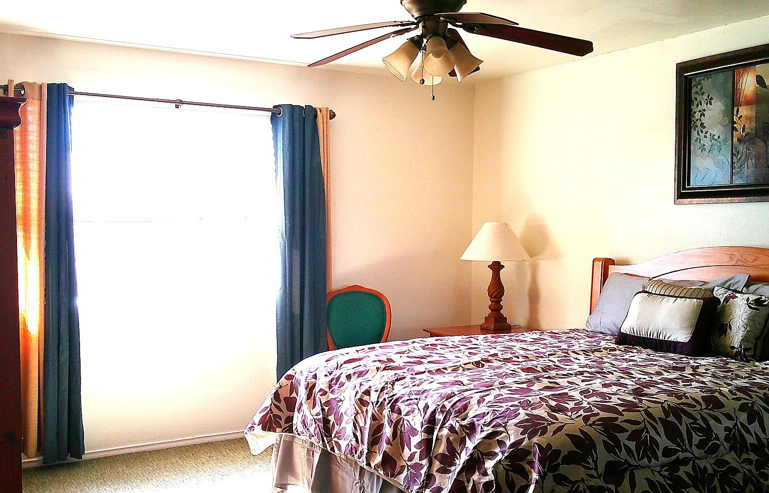 4 bed, 2400 sqft, $4,800 — Photo 3