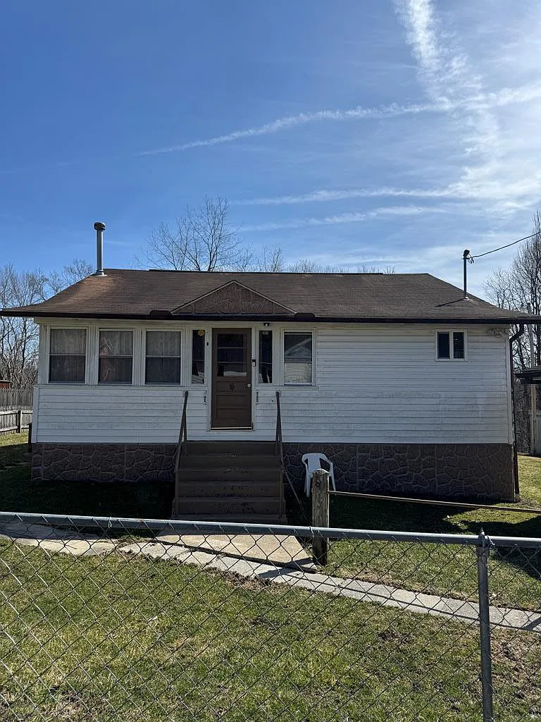 477 Abney Rd photo 1