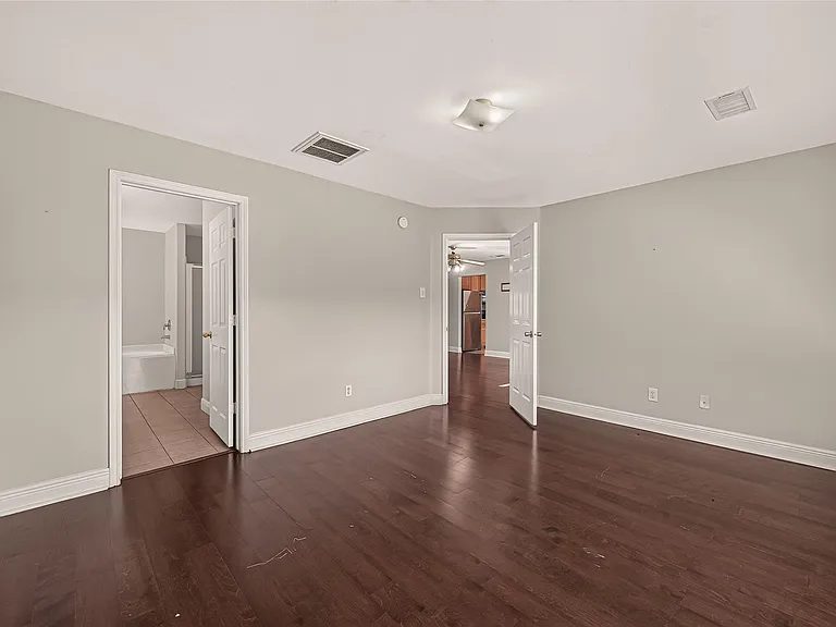 18203 Winding Timbers Ln — Photo 15