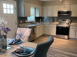 70 Westview Dr, Hampton, VA 23666