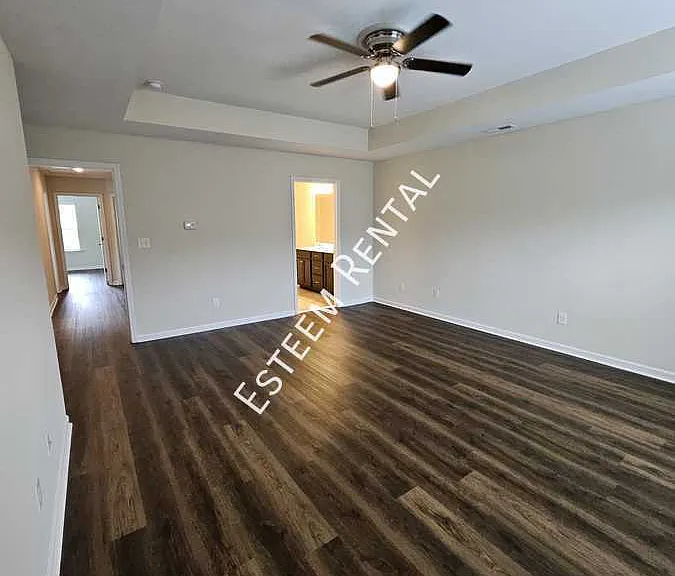110 Fargale Ln — Photo 11