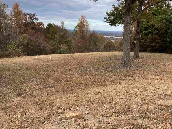 274 Cut Stone Rd, Tuscumbia, AL 35674