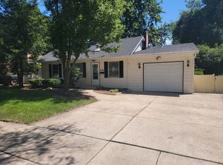 505 N Alfred Ave, Elgin, IL 60123