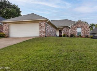 373 Briar View Dr, Brandon, MS 39042