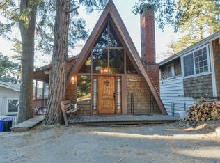 25006 Saxon Dr, Crestline, CA 92325