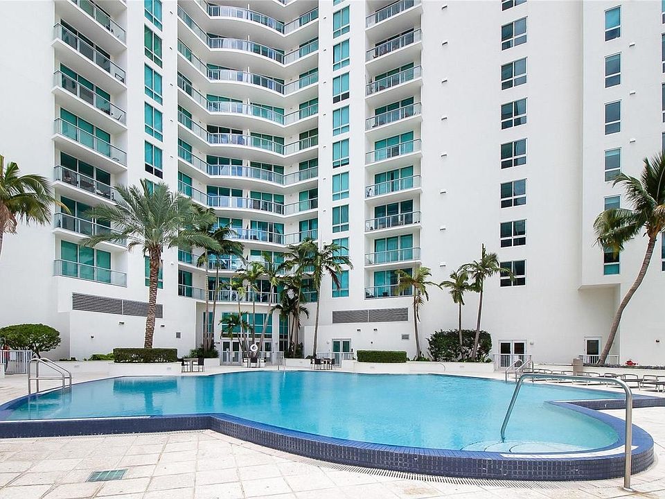 1st image of 300 S Biscayne Blvd APT 1208