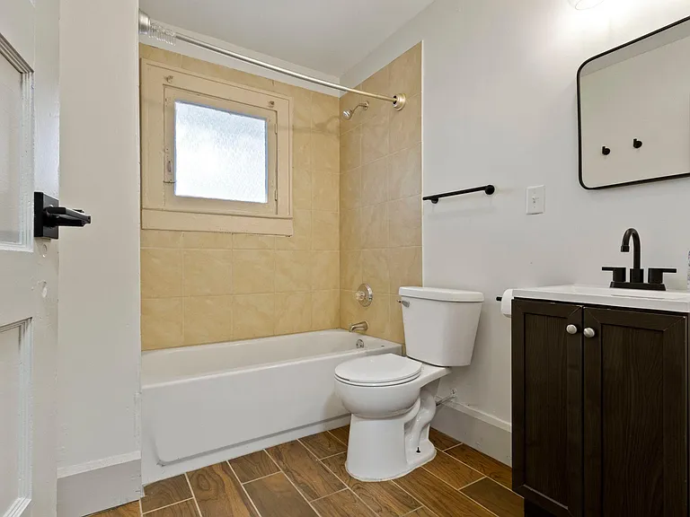 427 N Bancroft St — Photo 19