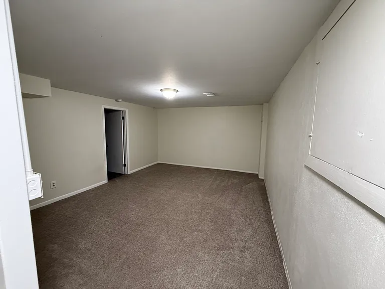 4699 S Akron St — Photo 13