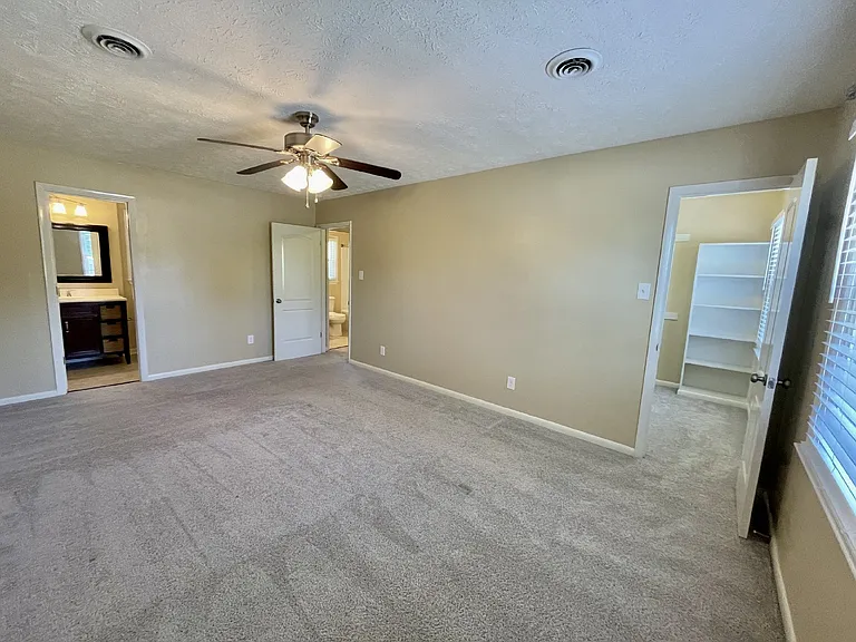 6817 Bryanstone Way — Photo 18