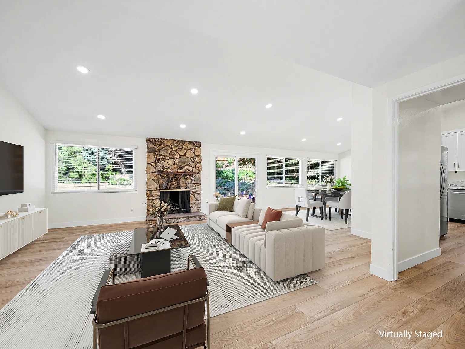 3 bed, 1800 sqft, $5,500 — Photo 3