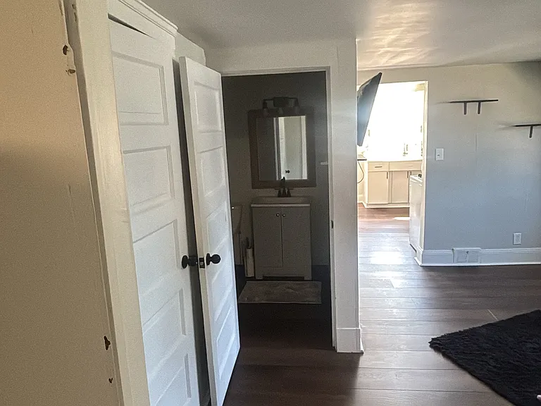 Lindbergh Ave — Photo 15