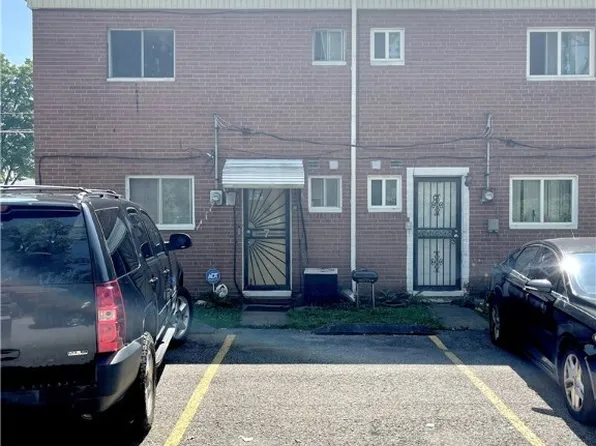 23673 Banbury Cir APT 7, Cleveland, OH 44128