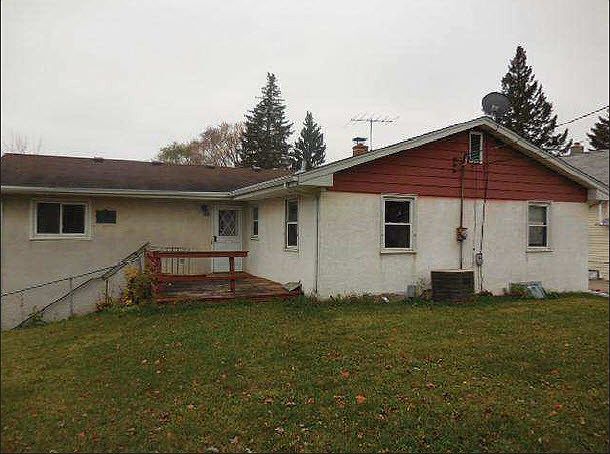 2nd image of 1833 Sims Ave