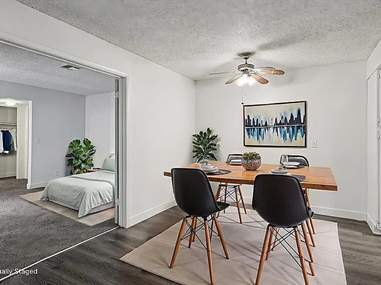 Aspen Meadows — Photo 15
